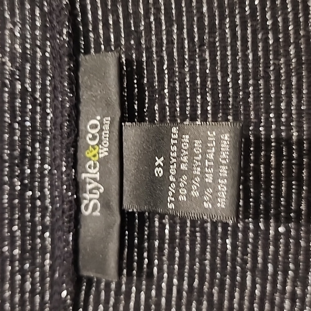 Style & Co Black and Silver Sparkle Lightweight Knit Top 3x - Picture 3 of 4